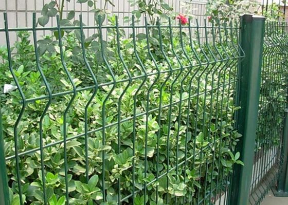 Chine Décoration de barrière de jardin de fil soudée par vert avec la largeur de 1.5-3.0m fournisseur
